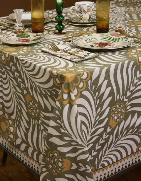 Medium Tablecloth