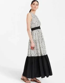 Sleeveless Big Dress