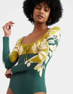 Sunset Suit (Placée)