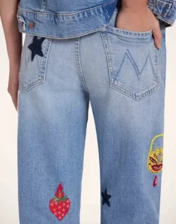 The Maven Sneak Jeans