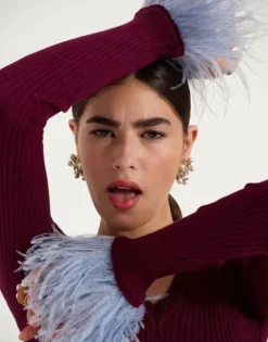 V-Neck High Kick Top