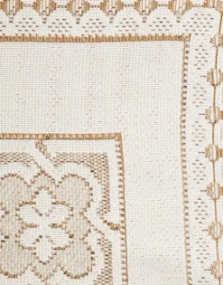 Lacey Medium Tablecloth