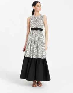 Sleeveless Big Dress