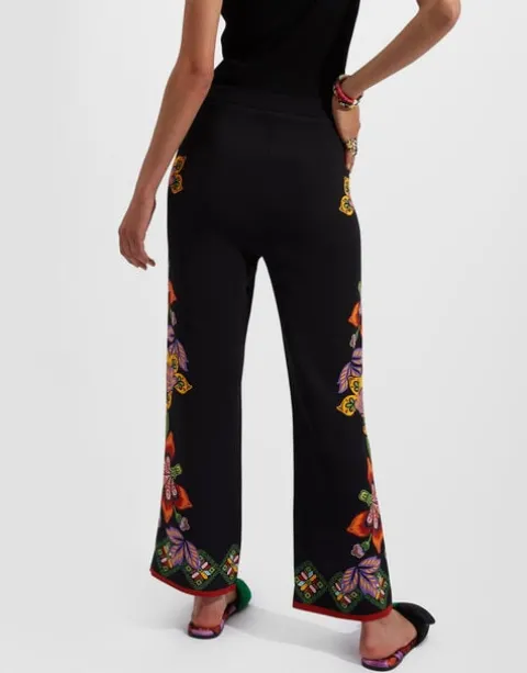 Stretch Pants (Placée)