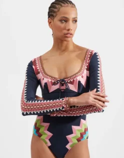 Sunset Suit (Placée)