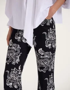 The Cropped Flare Jean