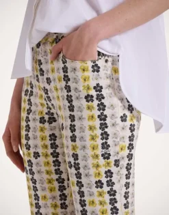 The Cropped Flare Jean