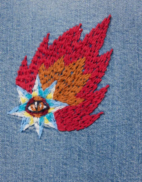 The Maven Sneak Jeans