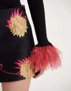 V-Neck High Kick Top