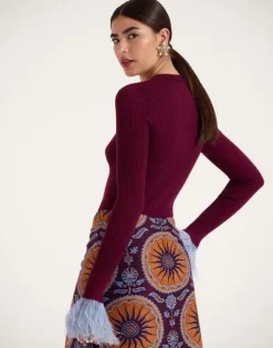 V-Neck High Kick Top