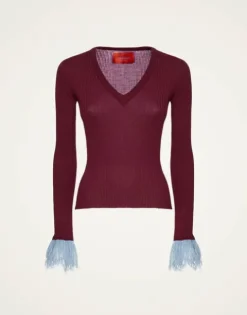 V-Neck High Kick Top